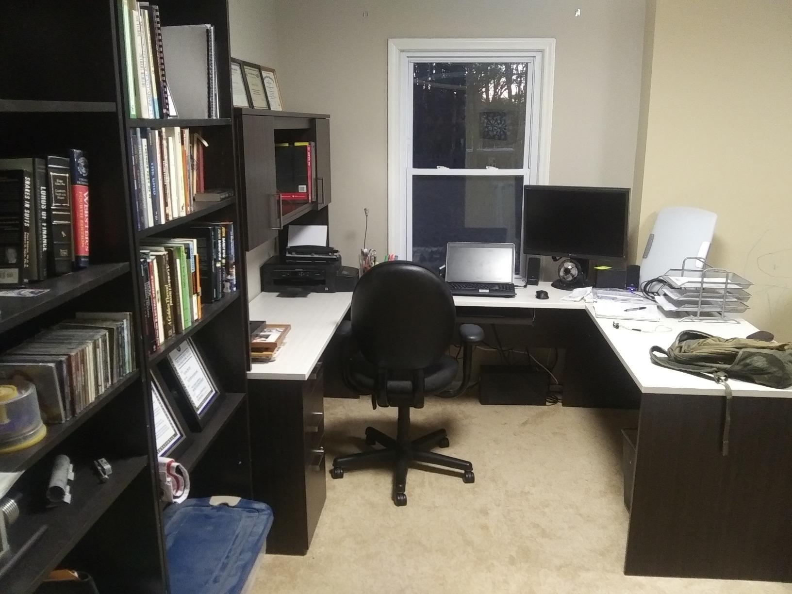 【Furniture】Bestar Ridgeley U-Shaped Executive Desk with Pedestal and Hutch, 65W, White Chocolate