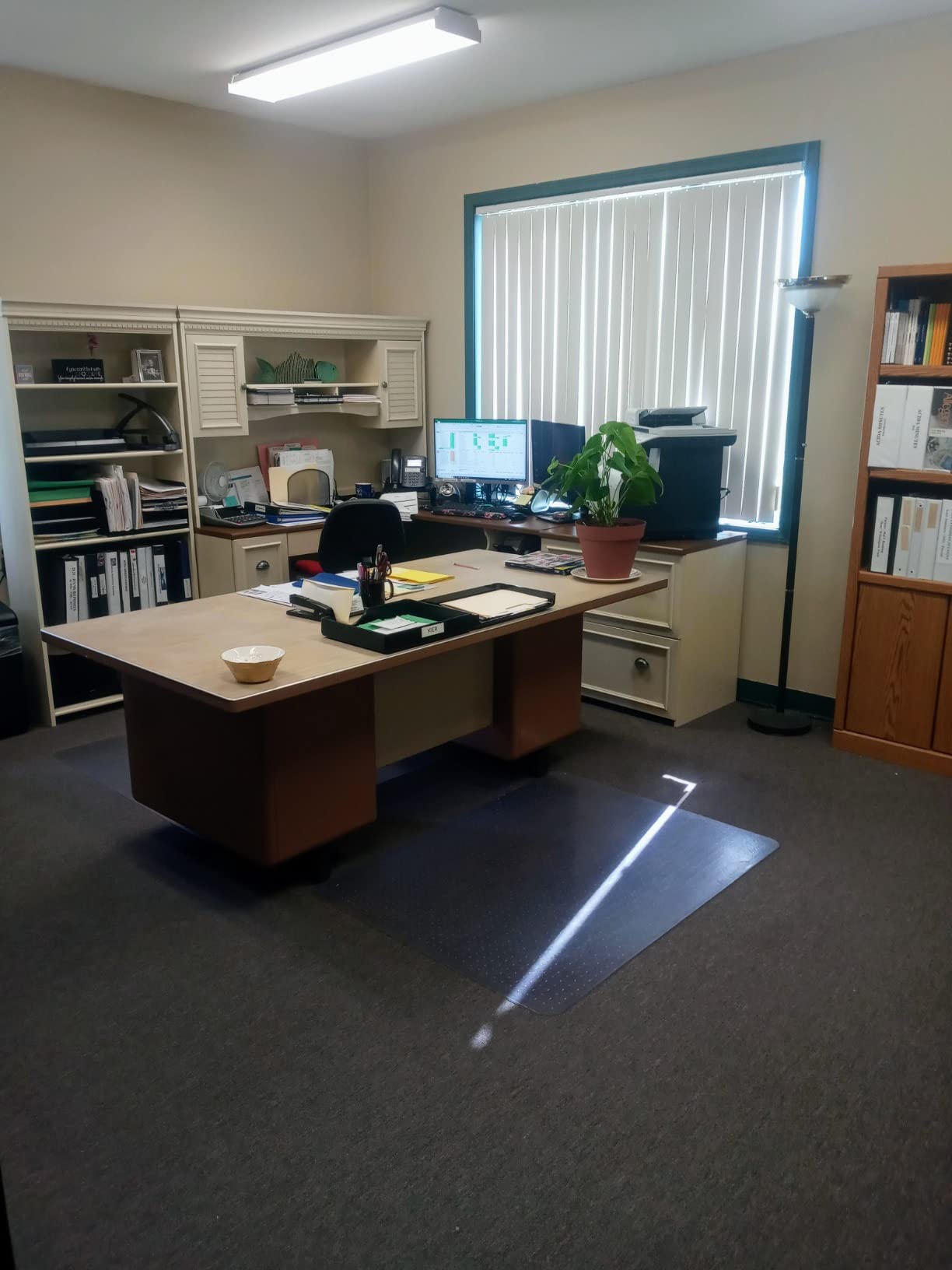【Furniture】Fairview L Shaped Desk with Hutch, Bookcase and Lateral File Cabinet in Antique White