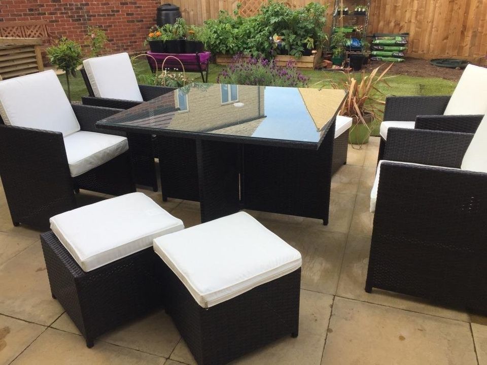 Harts Premium Rattan Dining Set, Cube 8 Seats Garden Patio Conservatory.