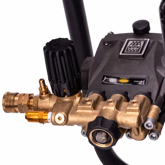 DeWalt 4000 PSI at 3.5 GPM Cold Water Gas Pressure Washer Powered by Honda® with Triplex Pump