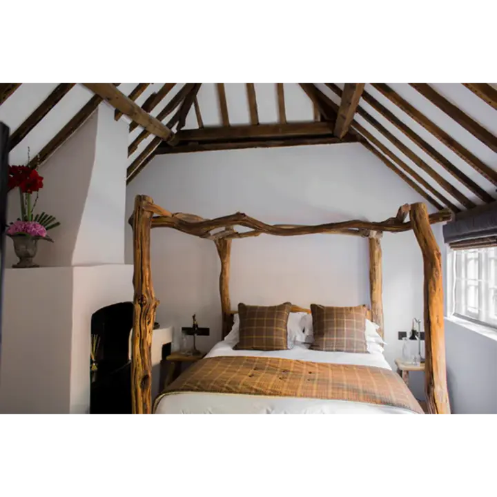 【Furniture】Rustic Oak Four Poster Tree Bed (comes with full size mattress)